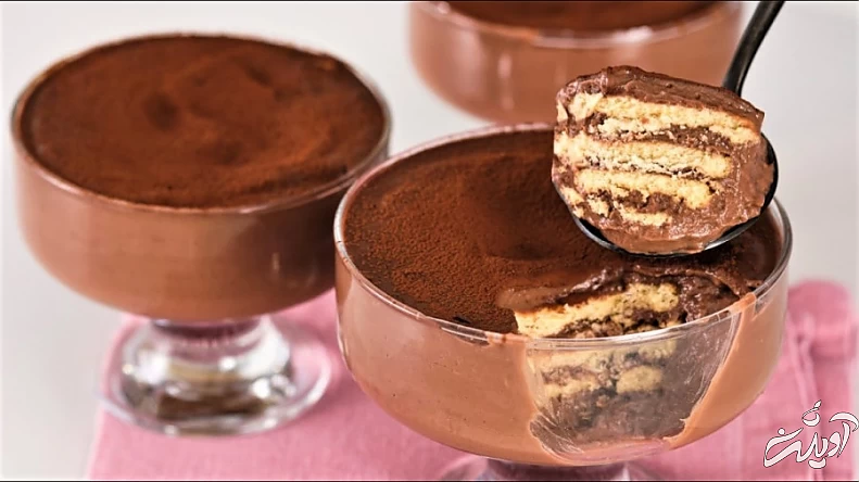 طرز تهیه دسر شکلاتی با بیسکوییت کرمدار دسر شکلاتی